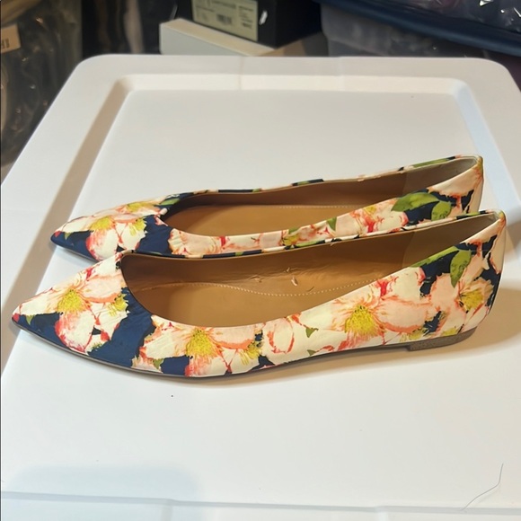 J. Crew Blue and White Floral Flats size 8 - Picture 11 of 12